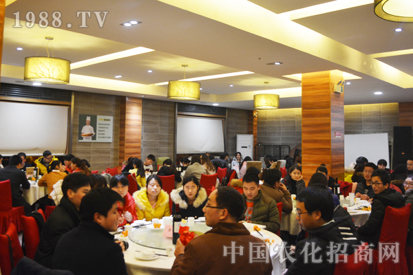 һ�����Ă���������һ��؟(z��)�θ�ȫ���Ը�