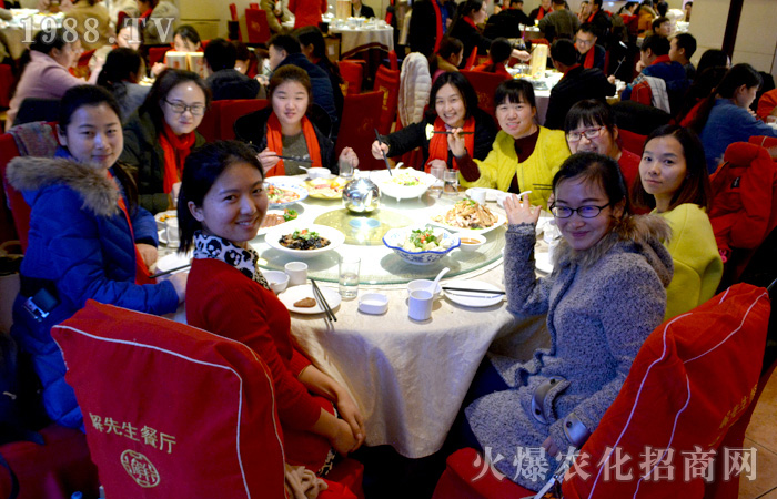 ����һȺ����ůů����