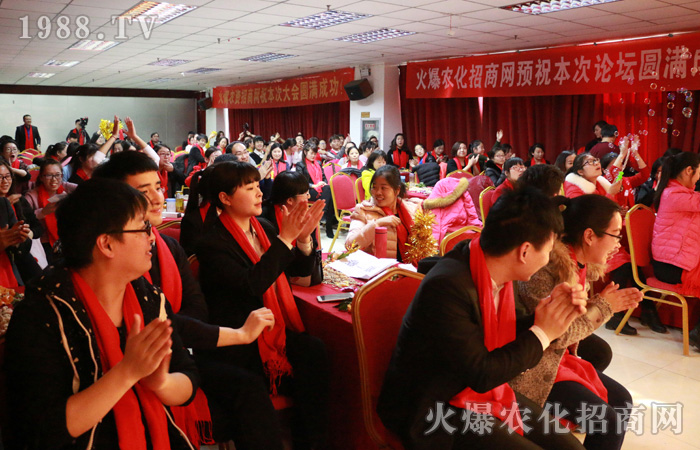 9���L�������������������