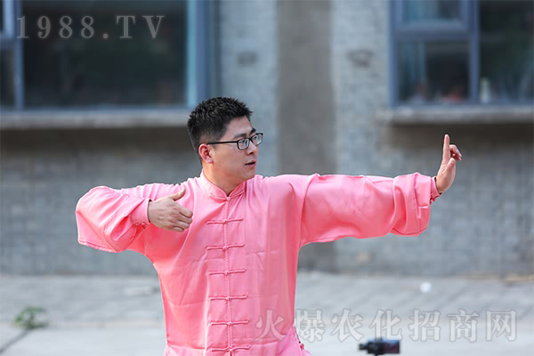 ���Լ���������ˮ�����������